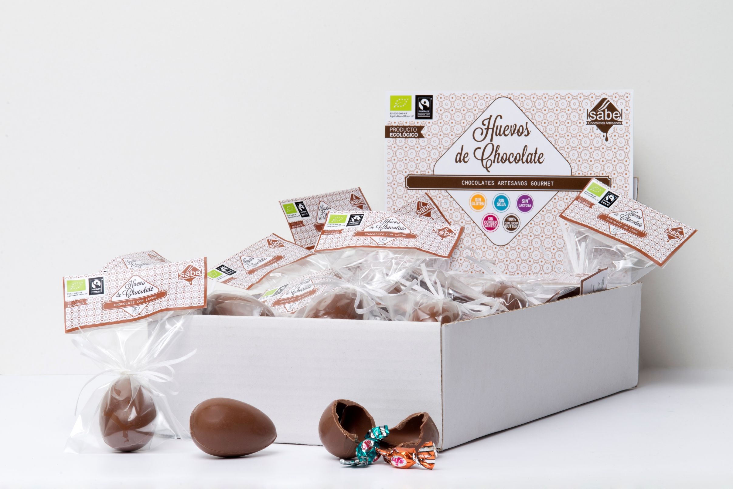 Huevos de Chocolate con leche, de comercio justo.