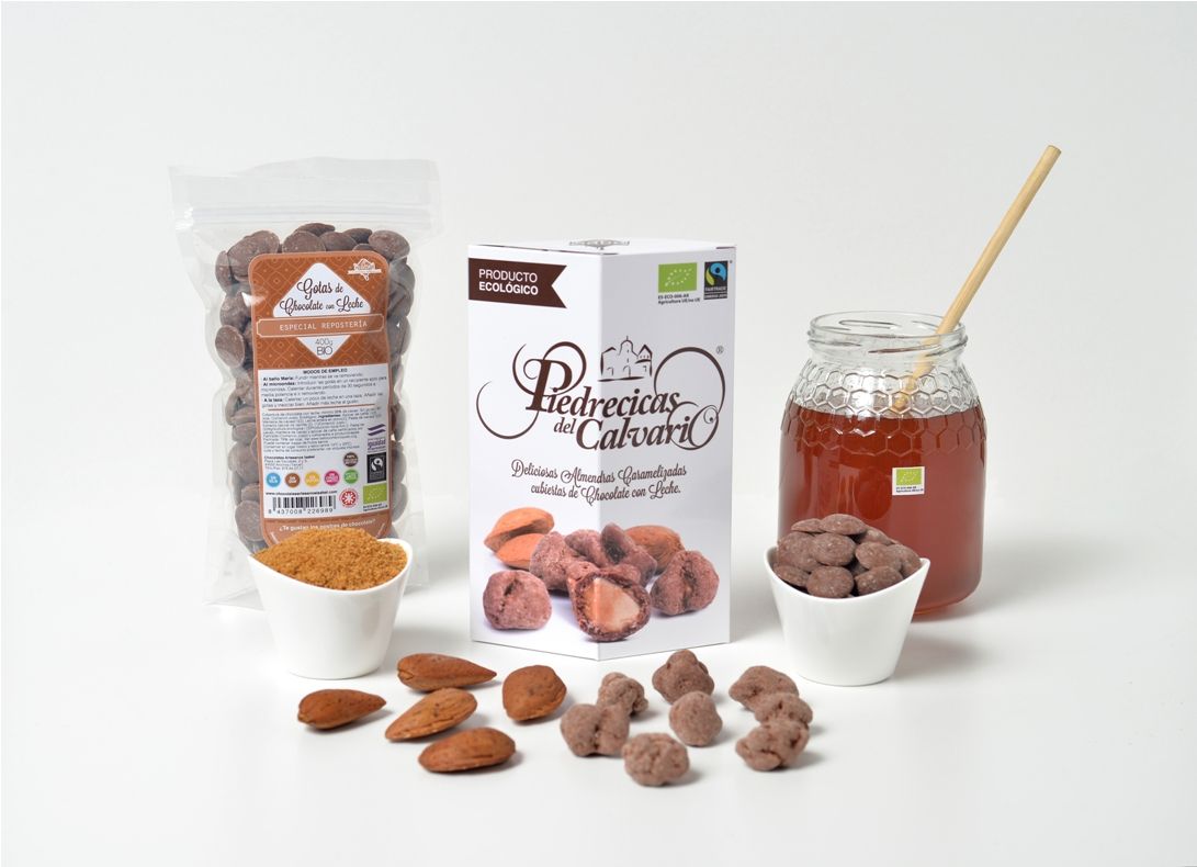 Piedrecicas del Calvario: chocolate artesano con almendra marcona ecológica y miel - producto típico de Aragón - Semana Santa Bajo Aragón
